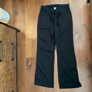 Grey’s anatomy 5 pocket drawstring scrub pants. Size Small. Color black.